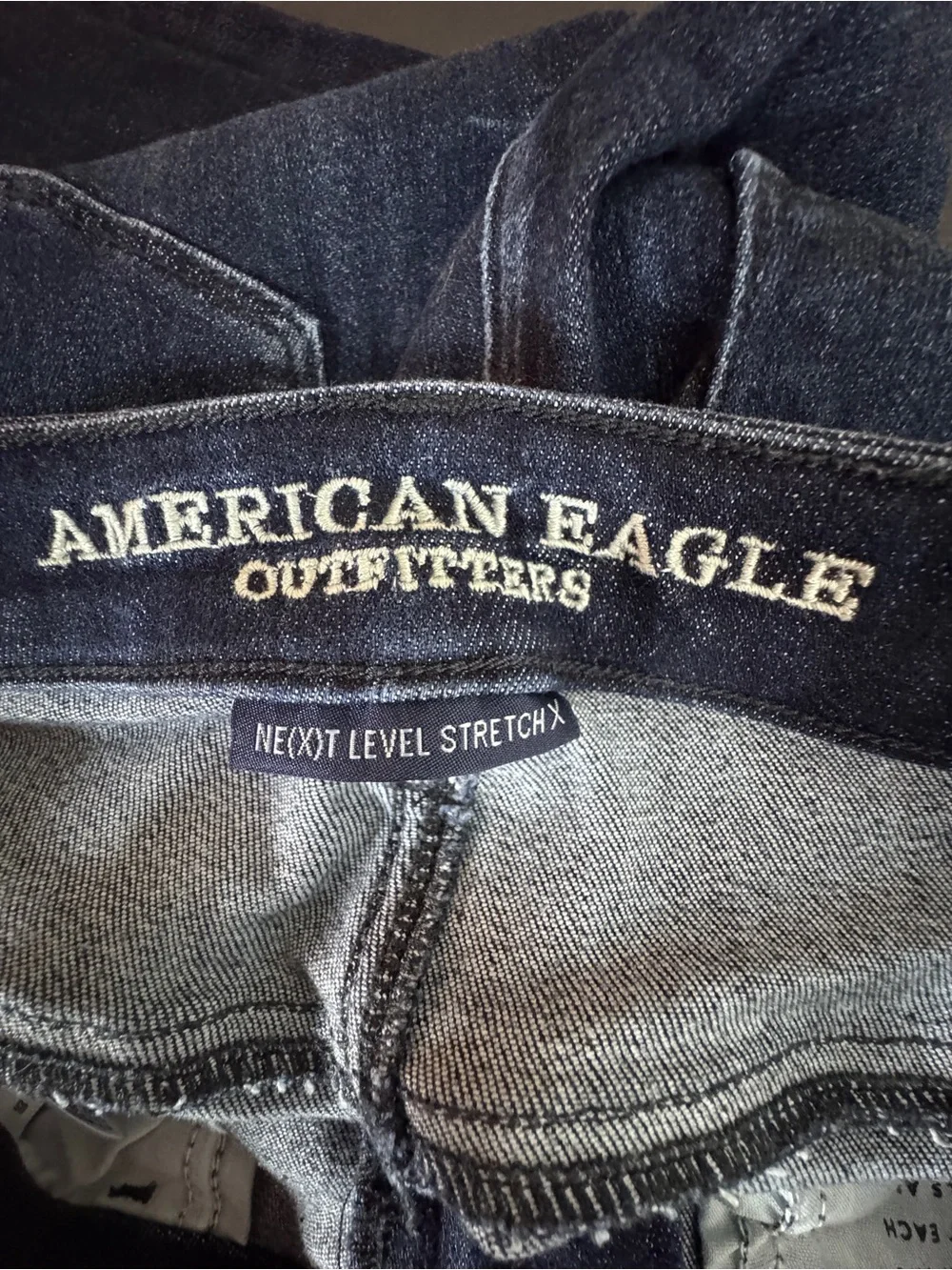 WJ228 {American Eagle} 